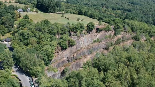 Travassac (Corr&egrave;ze, France) - Vue a&eacute;rienne de l'ancienne carri&egrave;re d'ardoise