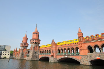 Fototapeta na wymiar Oberbaum bridge historical architecture Berlin Germany