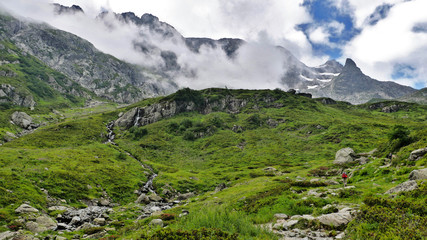 Sur le chemin du refuge de la Pierre à Bérard - Vallorcine - France