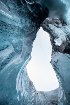 Inside an ice glacier cave in Iceland © surangaw