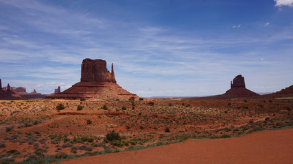 Fototapeta na wymiar Left Mitten - Monument Valley