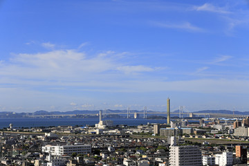 Fototapeta na wymiar 丸亀から見た瀬戸大橋