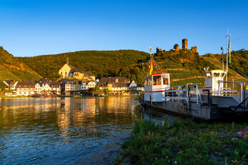 Fototapeta premium Historic town of Beilstein with Mosel river in spring, Rheinland-Pfalz, Germany 