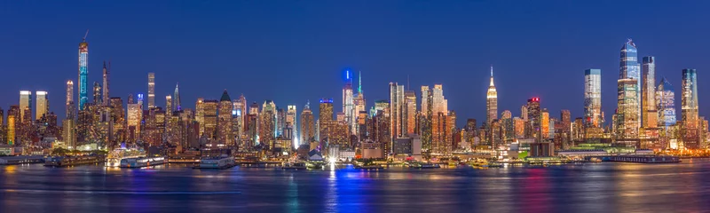 Gordijnen New York City Manhattan buildings skyline evening 2019 September © blvdone