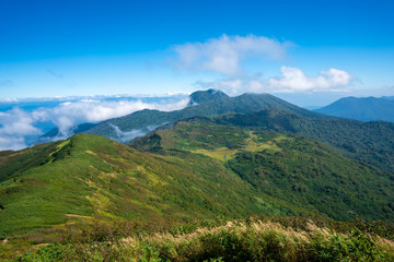 Obraz na płótnie Canvas 火打山山頂付近から見える妙高山