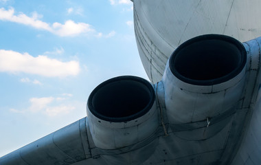 turbine military aircraft at the start