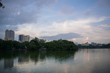 Fototapeta premium Lago de Hanoi 