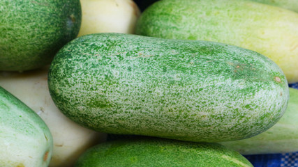 Large cucumbers live in Thailand, the meat is sweet, filling delicious.