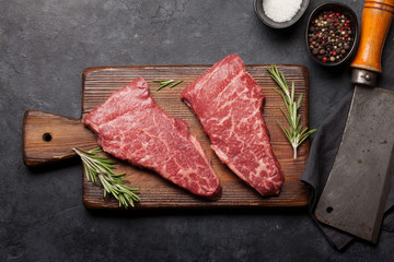 Obraz na płótnie Canvas Raw marbled beef steak