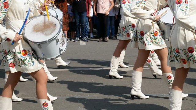 Marching band drummers perform, drummers parade in ukrainian costume