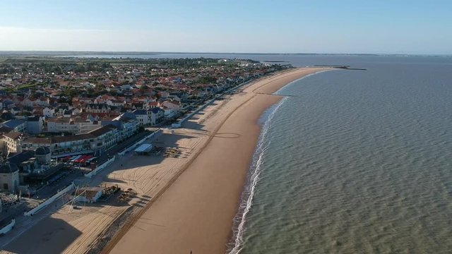 Chatelaillon Plage (Charente Maritime, France) - Vue a&eacute;rienne de la plage