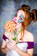 Clown Frau mit Lolli 