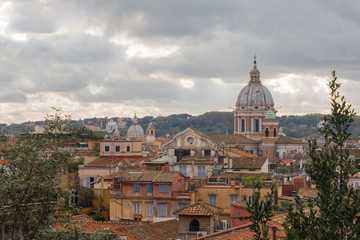 Fototapeta na wymiar view of the old city of Rome