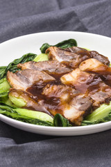 煮豚とチンゲンサイ