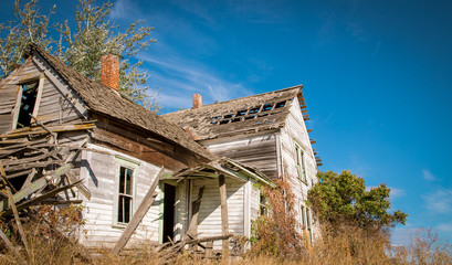 Fototapeta na wymiar dilapidated house palouse 