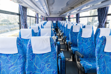 バスの車内
