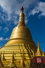 Fototapeta premium Shwemawdaw Pagode in Bago in Myanmar