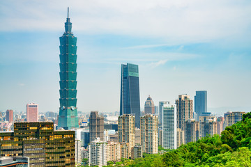 Gorgeous view of Taipei from top of mountain, Taiwan - obrazy, fototapety, plakaty