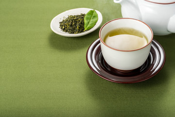 緑茶と茶葉