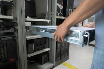 The company team is installing the host computer in the hospital