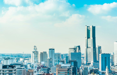 Fototapeta premium city skyline aerial day view in Yokohama, Japan