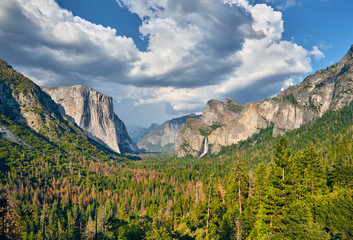 Yosemite National Park Valley summer landscape from Tunnel View. California, USA.