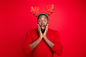 Portrait of astonished person in stupor touching his cheeks hear end of winter season shopping...