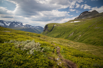 Fototapeta premium Renndalen mountain valley in Trollheimen National Park, Norway.