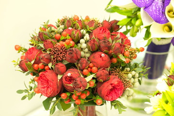 Festive table decoration with flowers at a wedding exhibition
