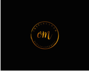 Fototapeta premium OM Initial handwriting logo vector 