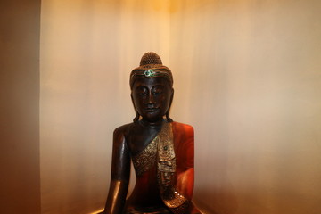 statue of buddha