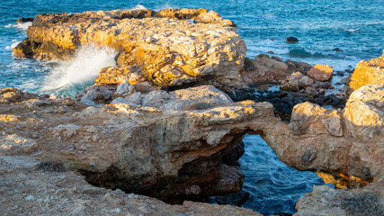 Paros - Kykladen - Parikia - Küste - Felsen