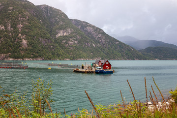 Anlage zur Lachszucht in Norwegen