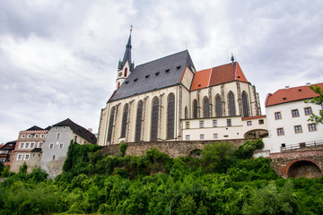 Fototapeta na wymiar View to St. Vitus Church and Old Town of Český Krumlov (Cesky Krumlov), Czech Republic