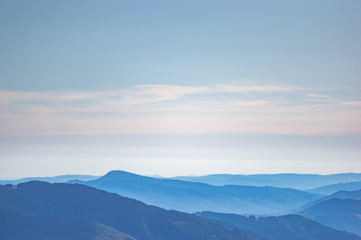 Obraz na płótnie Canvas Mountains in the blue haze