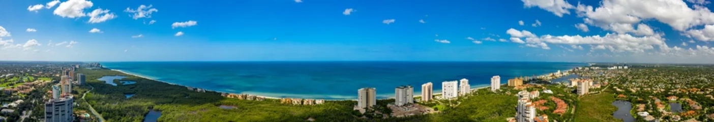 Poster Panoramische luchtfoto Napels Florida Golf van Mexico © Felix Mizioznikov