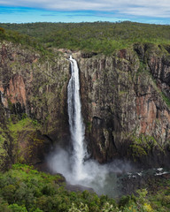 Fototapeta na wymiar Wallaman falls in North Queensland