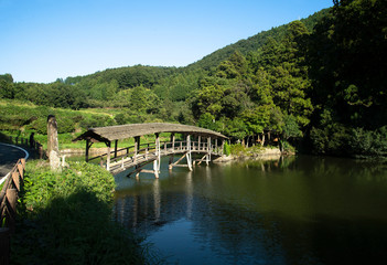 屋根付き橋