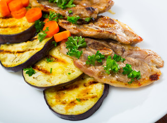 Mutton loin chops grilled with eggplant