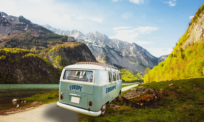 Street Sign to Europe