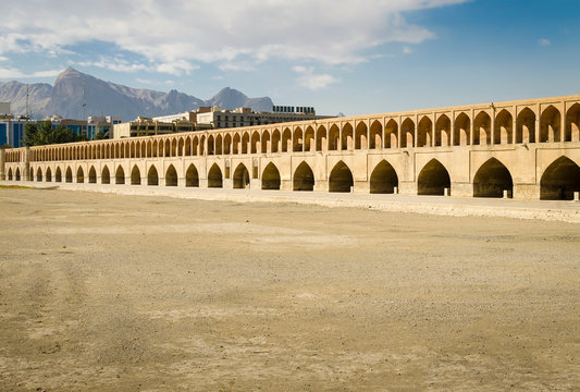 Siosepol bridge on dried Zayandeh rood river, Isfahan, Iran