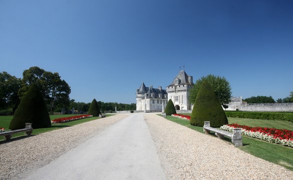 Château De La Roche Courbon