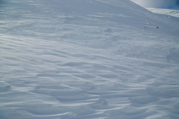 waves on snow