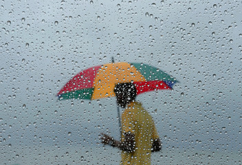 Raindrop Stock News Sports And Entertainment Images And Videos