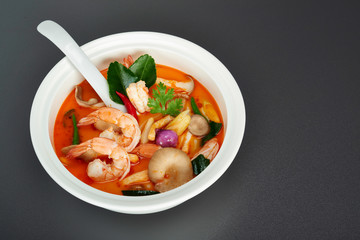 tom yum kung soup