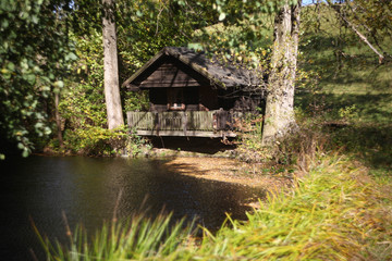 Hütte am See