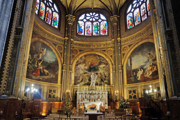 Fototapeta na wymiar Chapel of the Virgin Mary in Saint Eustache church in Paris, France 