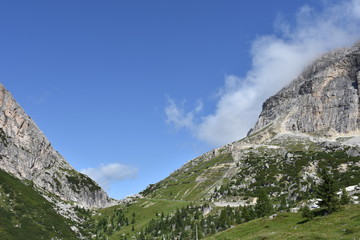Passo di Falzarego, Falzarego, Falzaregopass, Seilbahn, Lagazuoi-Seilbahn, Tofana, Kapelle, Kirche,...