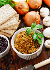 Pate with red beans and champignons