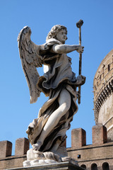 Obraz premium Statue of Angel with the Sponge by Antonio Giorgetti, Ponte Sant Angelo in Rome, Italy 
